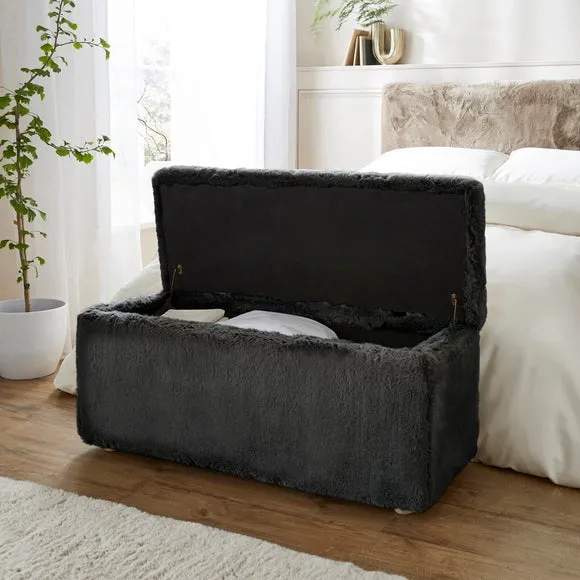Elysia End of Bed Ottoman, Faux Fur 2