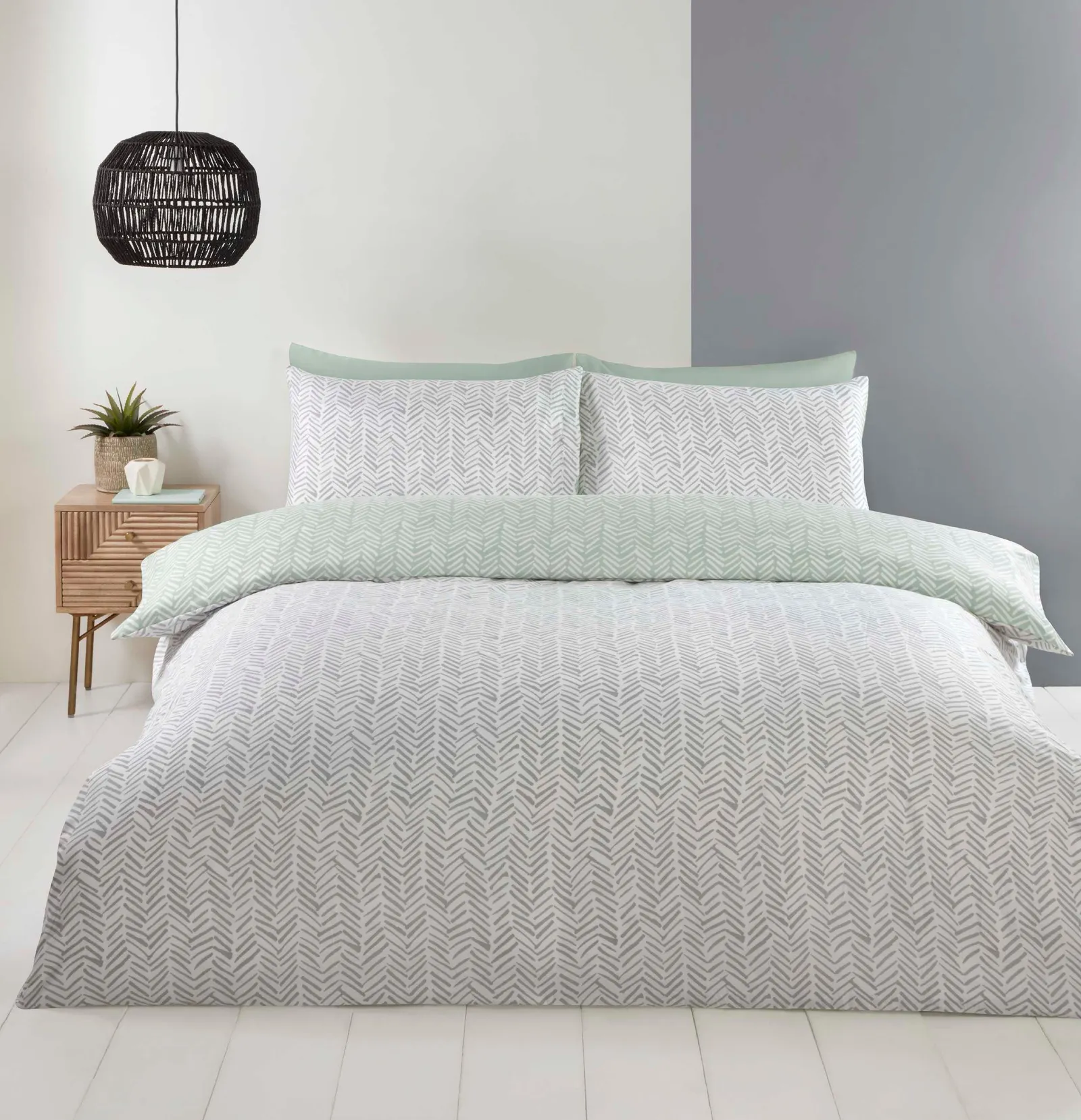 Rapport Home Helston Reversible Duvet Cover Set with Pillowcase Bedding in Duck Egg Blue 3