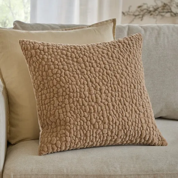 Yard Pebble Square Cushion