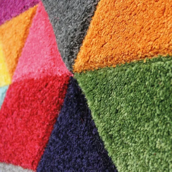 Spectrum Dynamic Geometric Rug 2