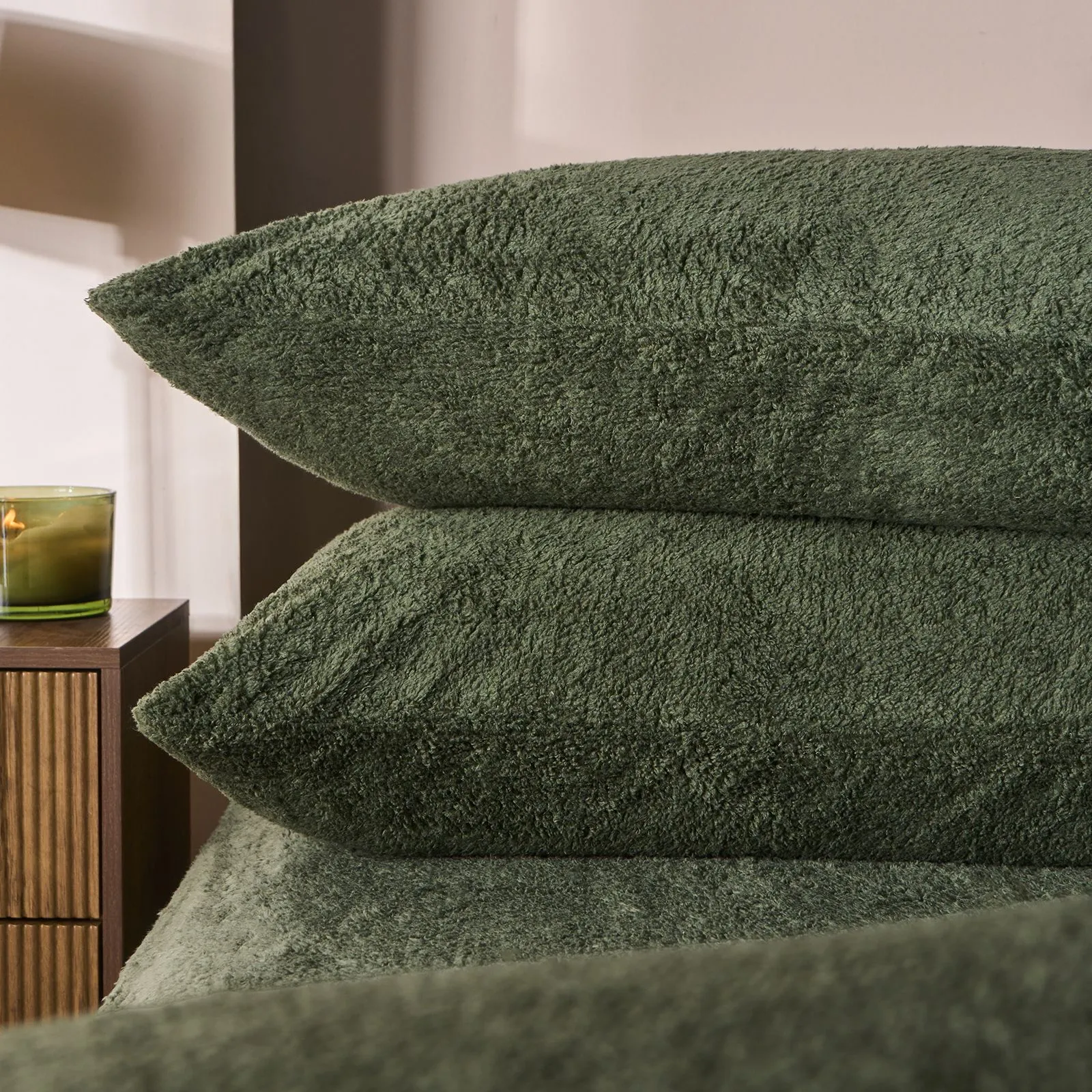 OHS 2 Pack Thermal Teddy Fleece Pillowcase Cover in Green