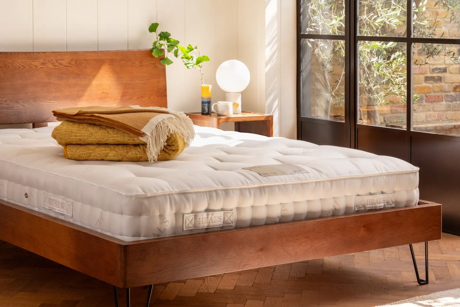Heal's Orthopaedic Pocket 1500 New Super King Mattress 2
