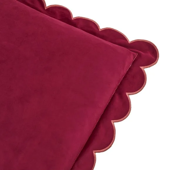 Furn Lil Scallop Velvet Cushion Burgundy/Slipper 45 X 45Cm, Red 3