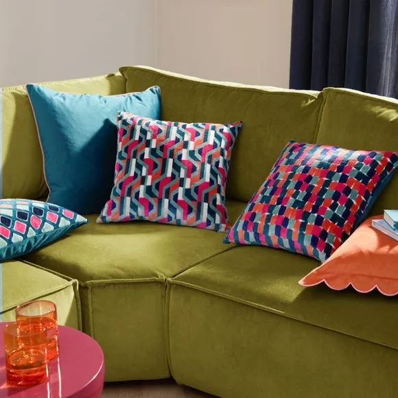 Furn. Metro Diamond Velvet Rectangle Cushion 6