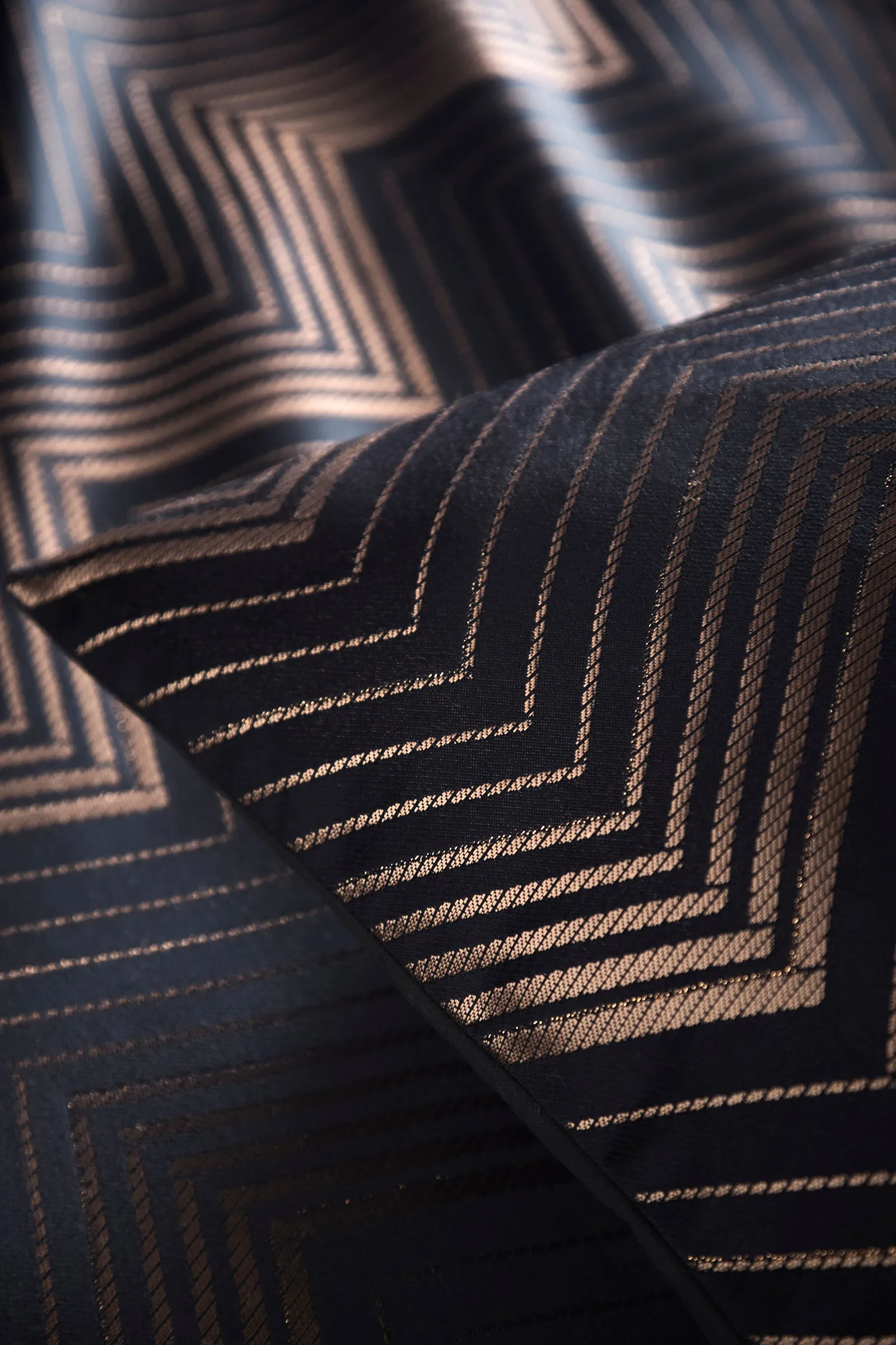 Laurence Llewelyn-Bowen 'Cocktail' Geometric Jacquard Duvet Cover Set in Black 3