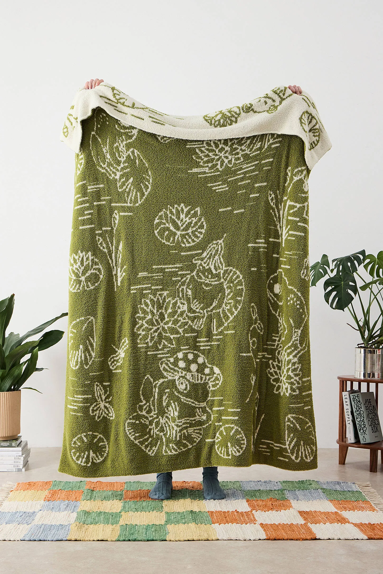 Froggy Fleece Throw - Green