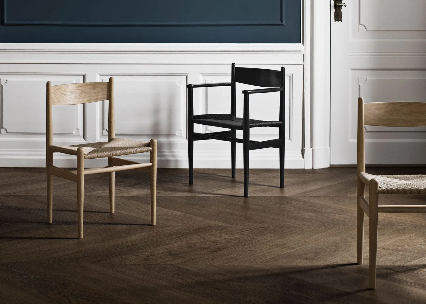 Carl Hansen & Son CH37 Dining Chair 4