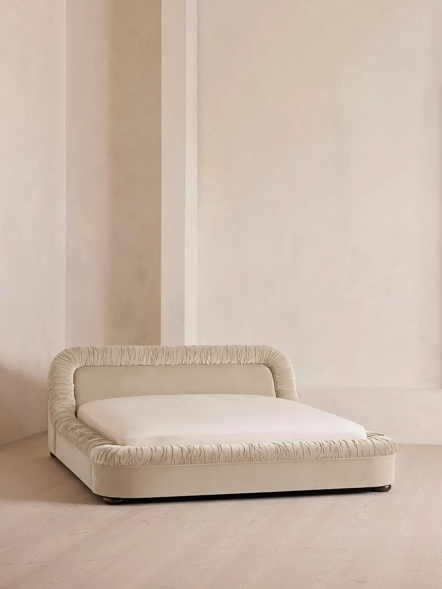 Vara Bed, King, Velvet, Oyster