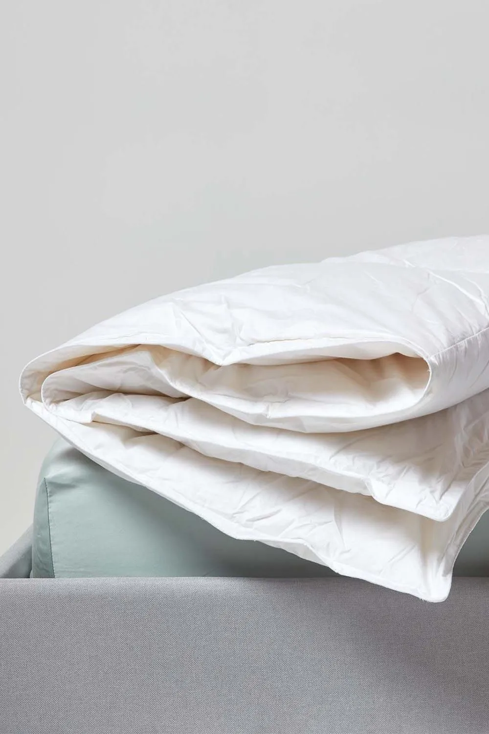 Homescapes Luxury White Duck Down 9 Tog Duvet 2