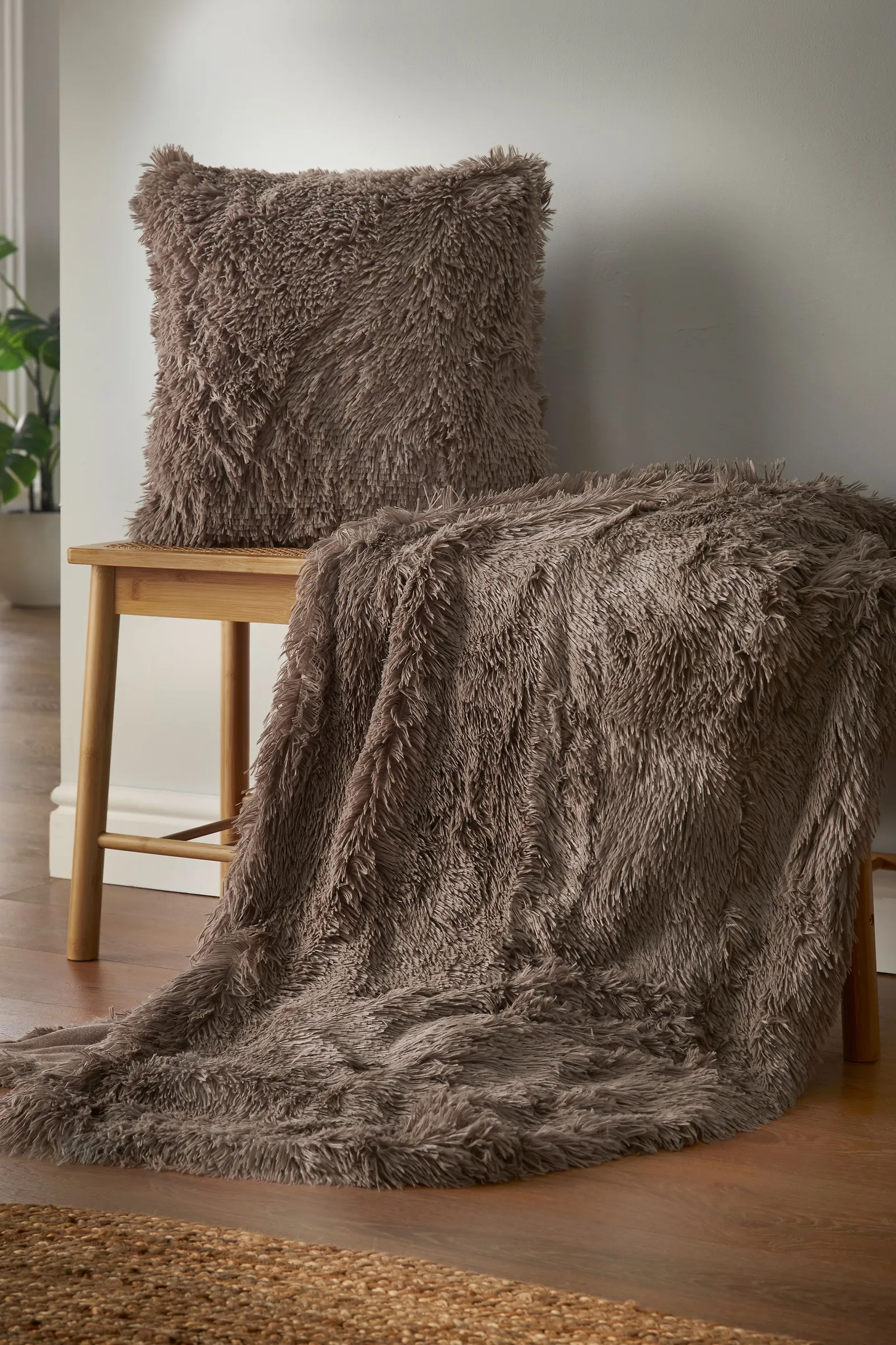 Catherine Lansfield 'Cuddly' Faux Fur Cushion in Natural 2