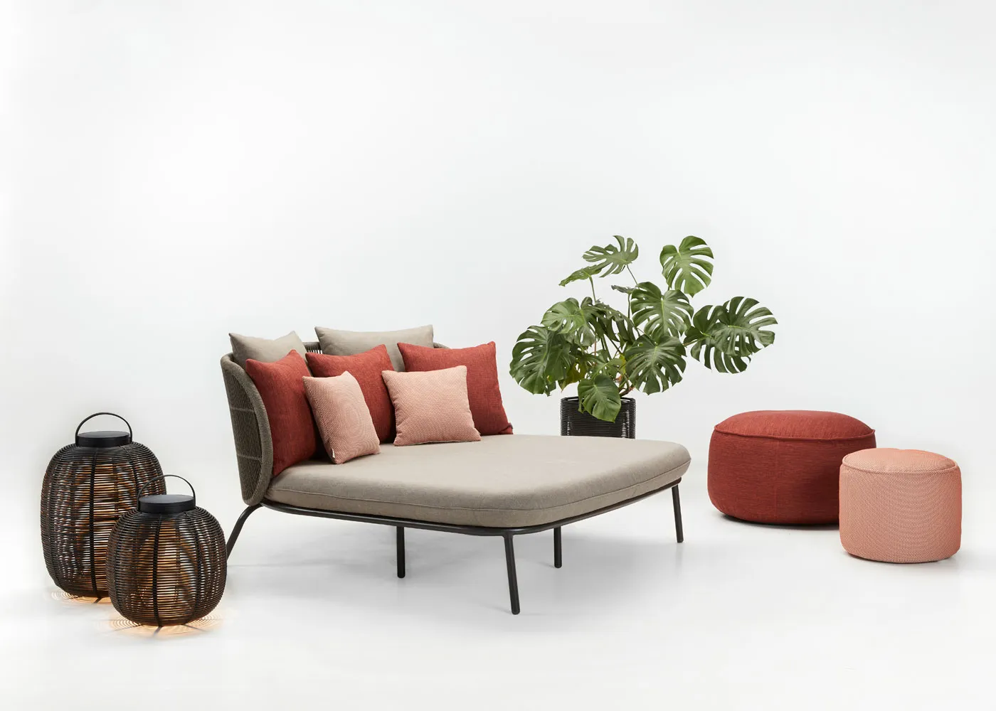 Vincent Sheppard Kodo Outdoor Day Bed Almond