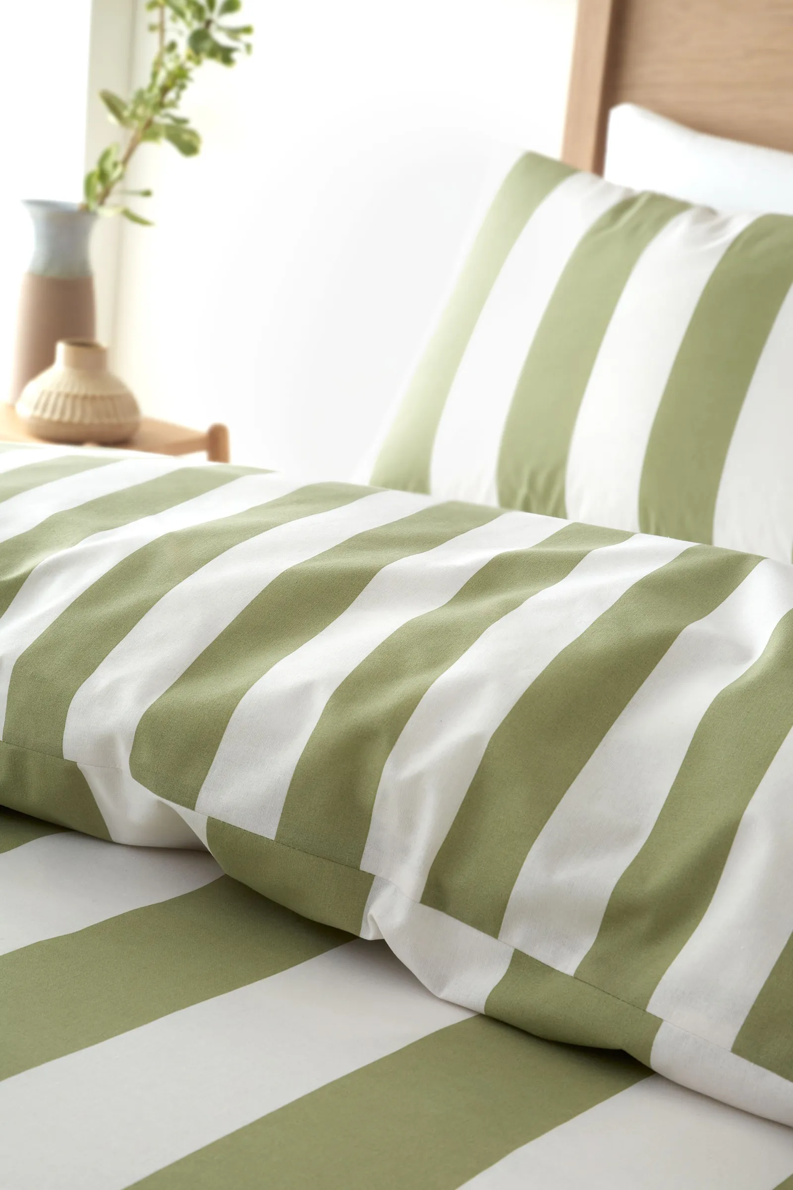 Catherine Lansfield 'Cove Stripe' Reversible Duvet Cover Set in Green 4