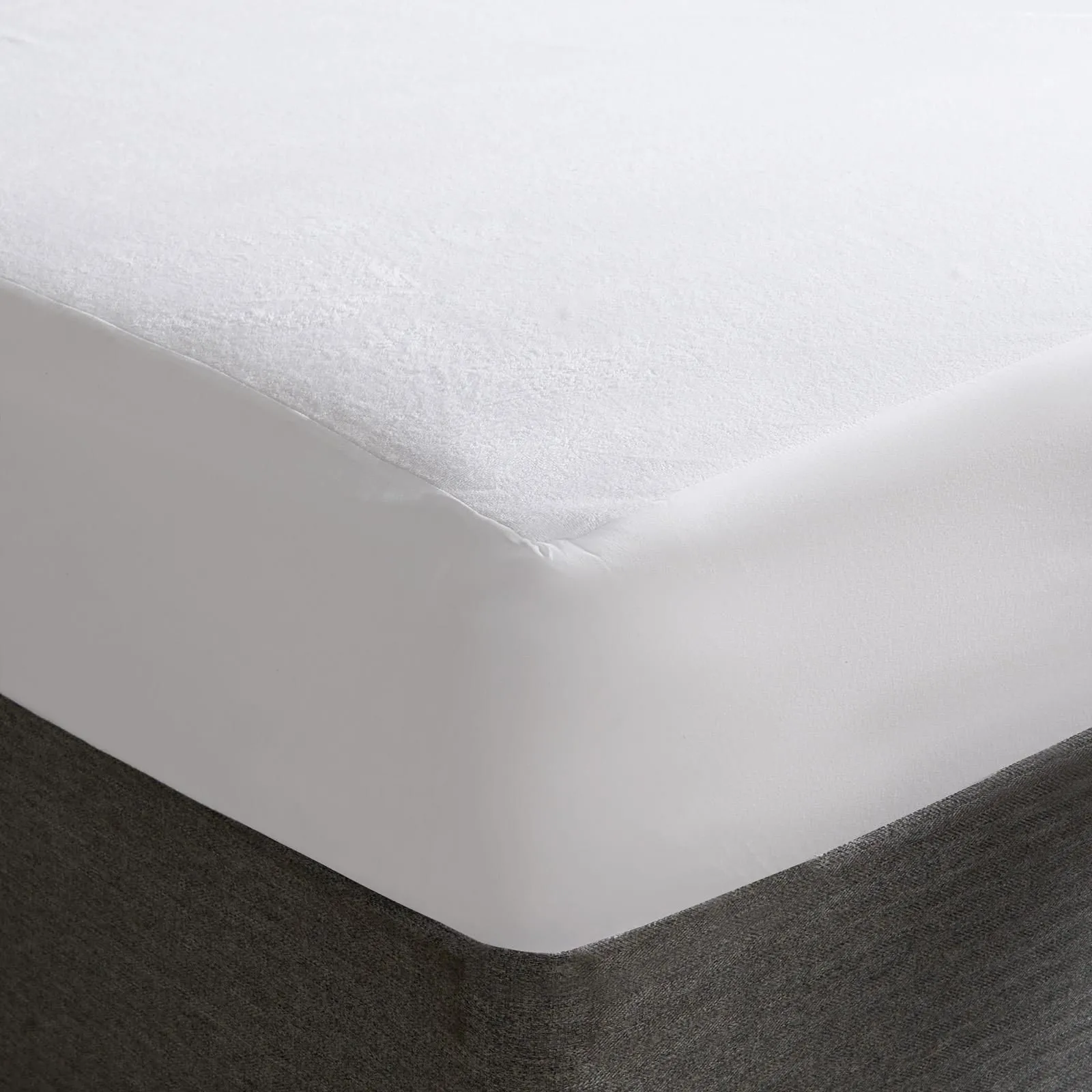 OHS Waterproof Mattress Protector Terry Fleece Topper Elasticated Soft Fitted Sheet in White