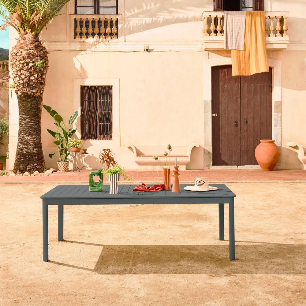 sweeek 10-seater extendable aluminium garden table in Dark Grey