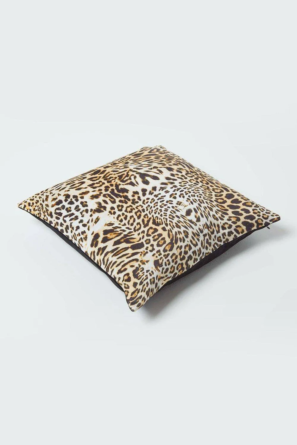 Homescapes Leopard Print Velvet Cushion 46 x 46 cm in Gold 5