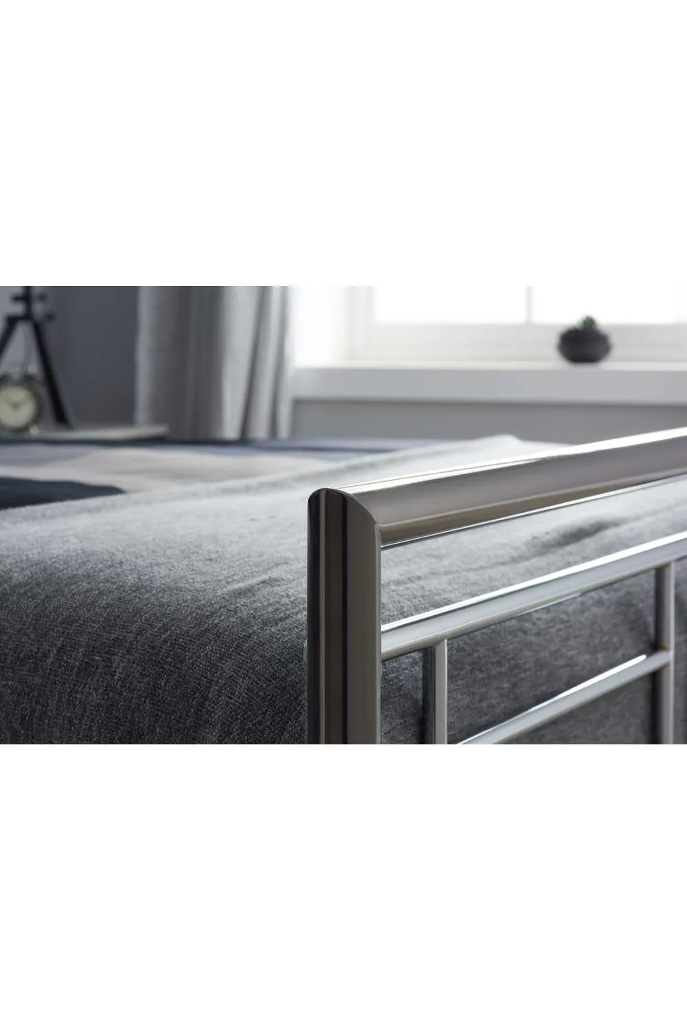 Birlea Montana Bed in Silver 3