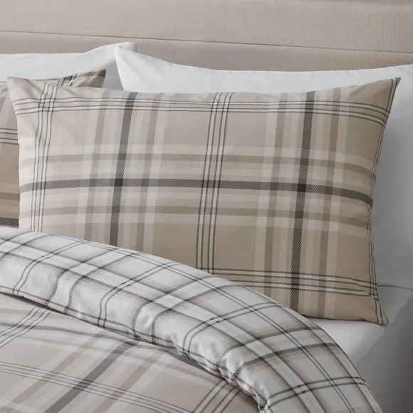 Catherine Lansfield Kelso Patchwork Duvet Cover and Pillowcase Set 4