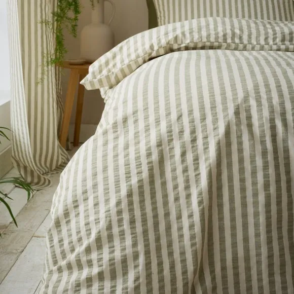 Pineapple Elephant Cotton Rich Woven Stripe Duvet Cover & Pillowcase Set 4
