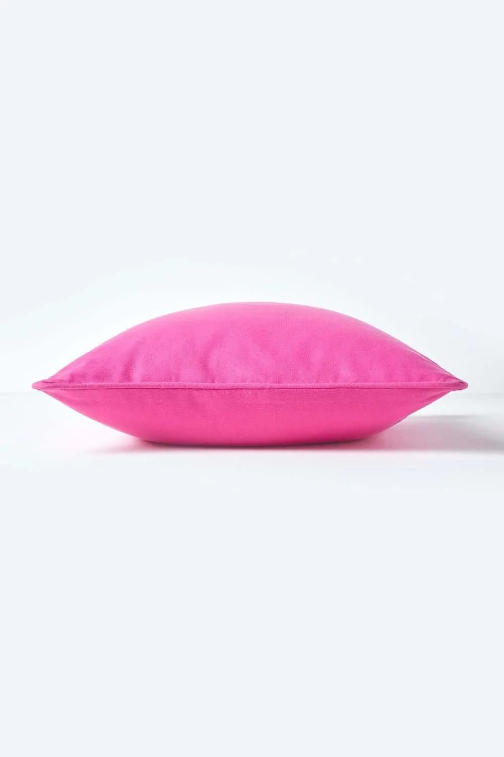 Homescapes Cotton Plain Cushion Cover in Cerise 2