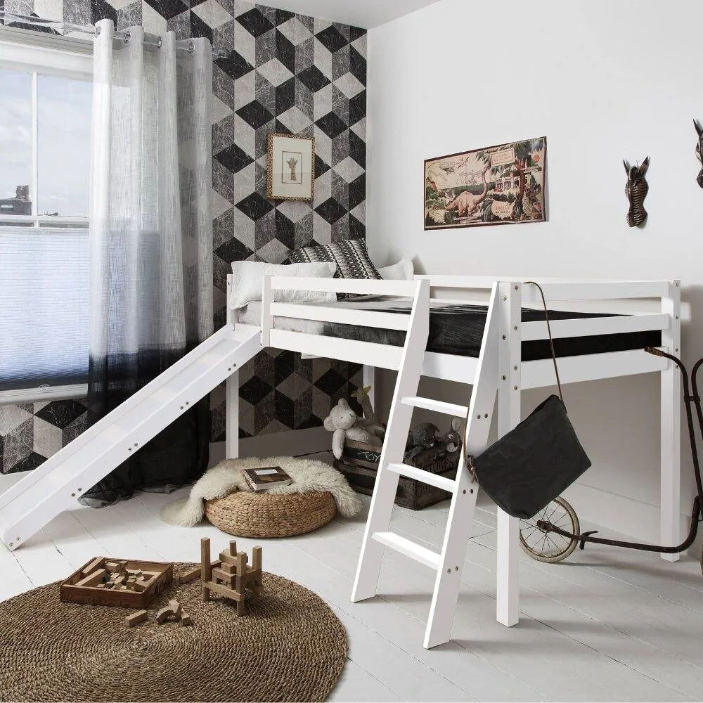 Nöa and Nani Moro Cabin Bed Midsleeper with Slide in White