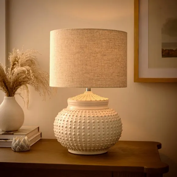 Zeeburg Urchin Ceramic Cream Table Lamp 2