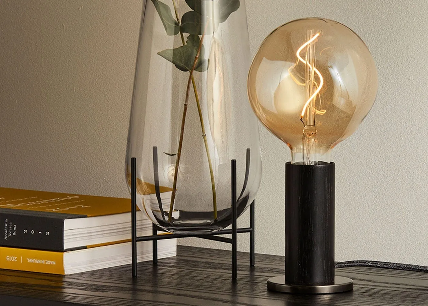 Tala Knuckle Table Lamp Walnut with Voronoi I Bulb 3