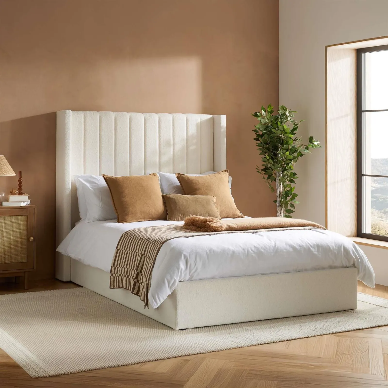 Birlea Maisey Ottoman White Boucle Bed 2