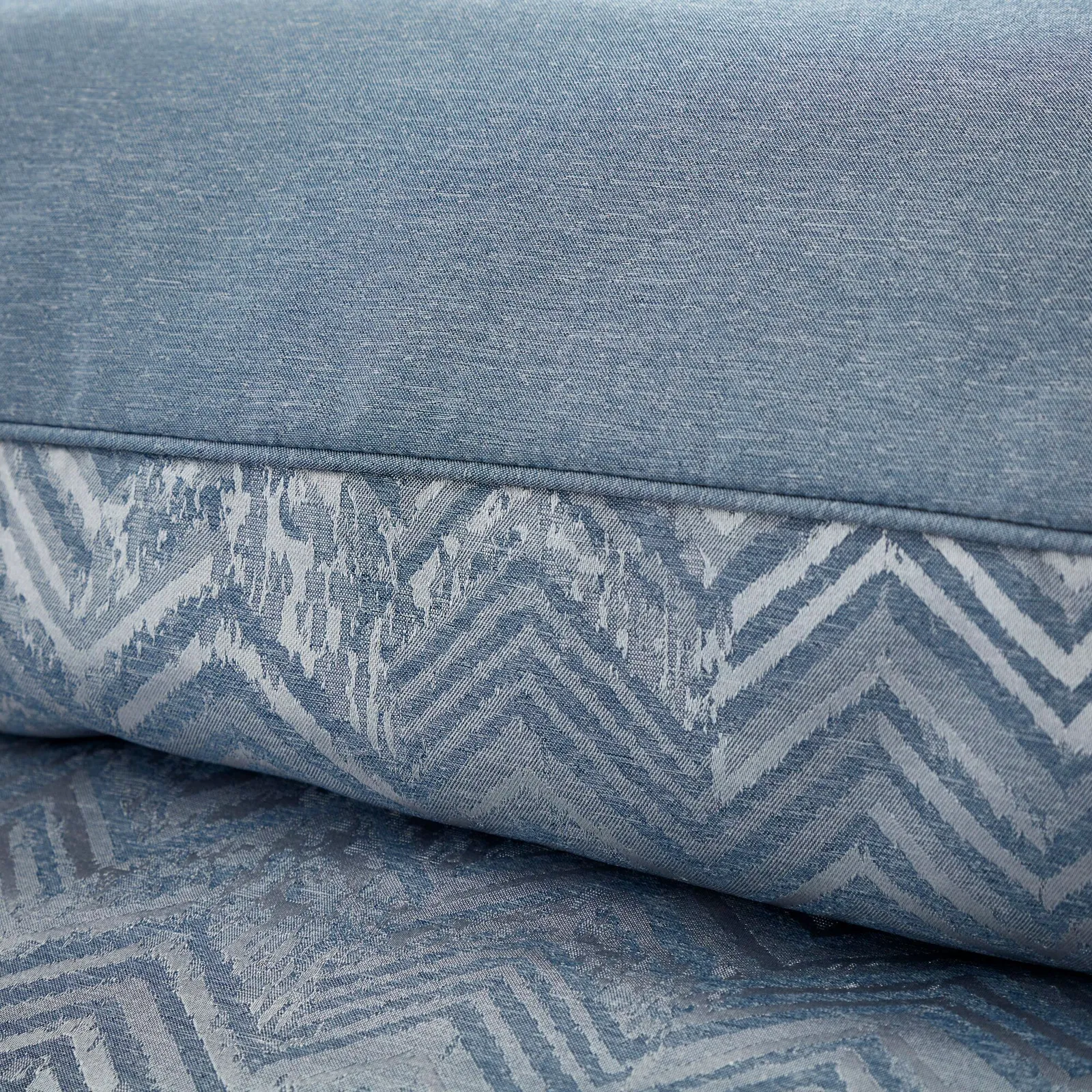 Portfolio Home Antibes Chevron Waves Duvet Cover Set Quilt with Pillowcase in Blue 2