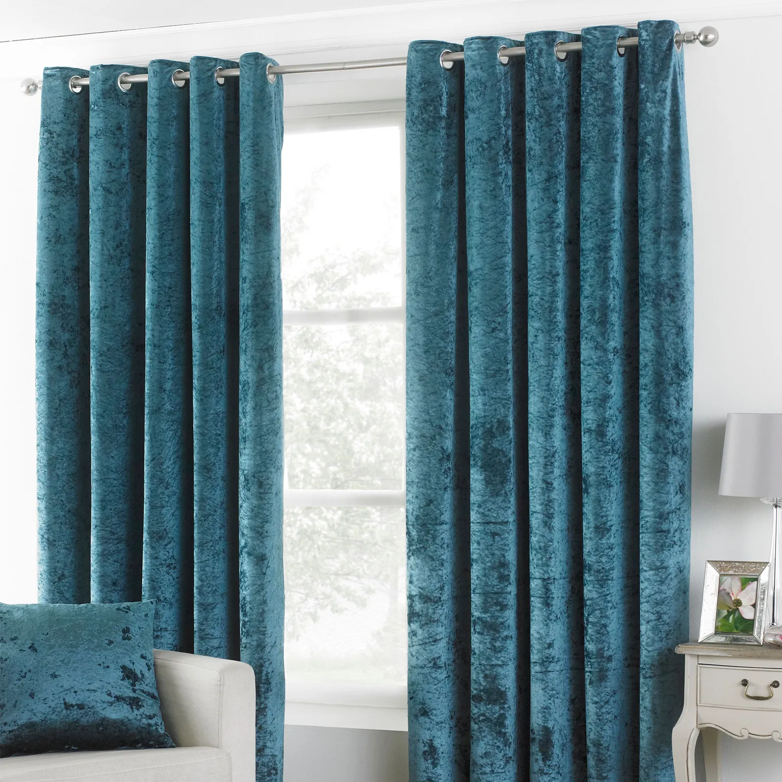 Paoletti Verona Crushed Velvet Eyelet Curtains in Teal