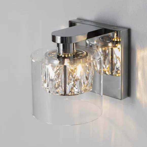 Vogue Armoury Wall Light 2