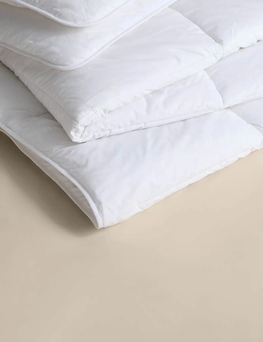 M&S Luxury Down Alternative 10.5 Tog Duvet White