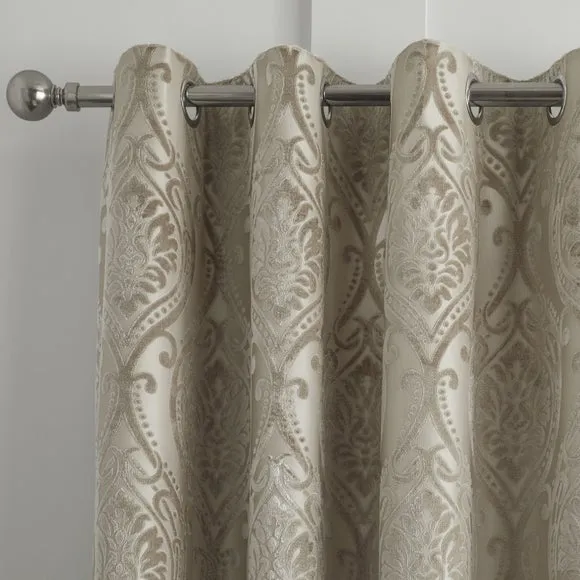 Curtina Chateau Eyelet Curtains
