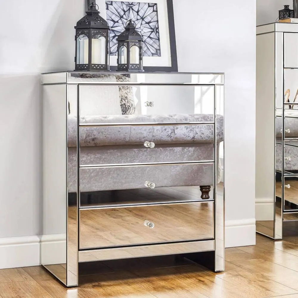 Comfy Living Ltd Mirrored 4 Drawer Chest Of Drawers in Silver