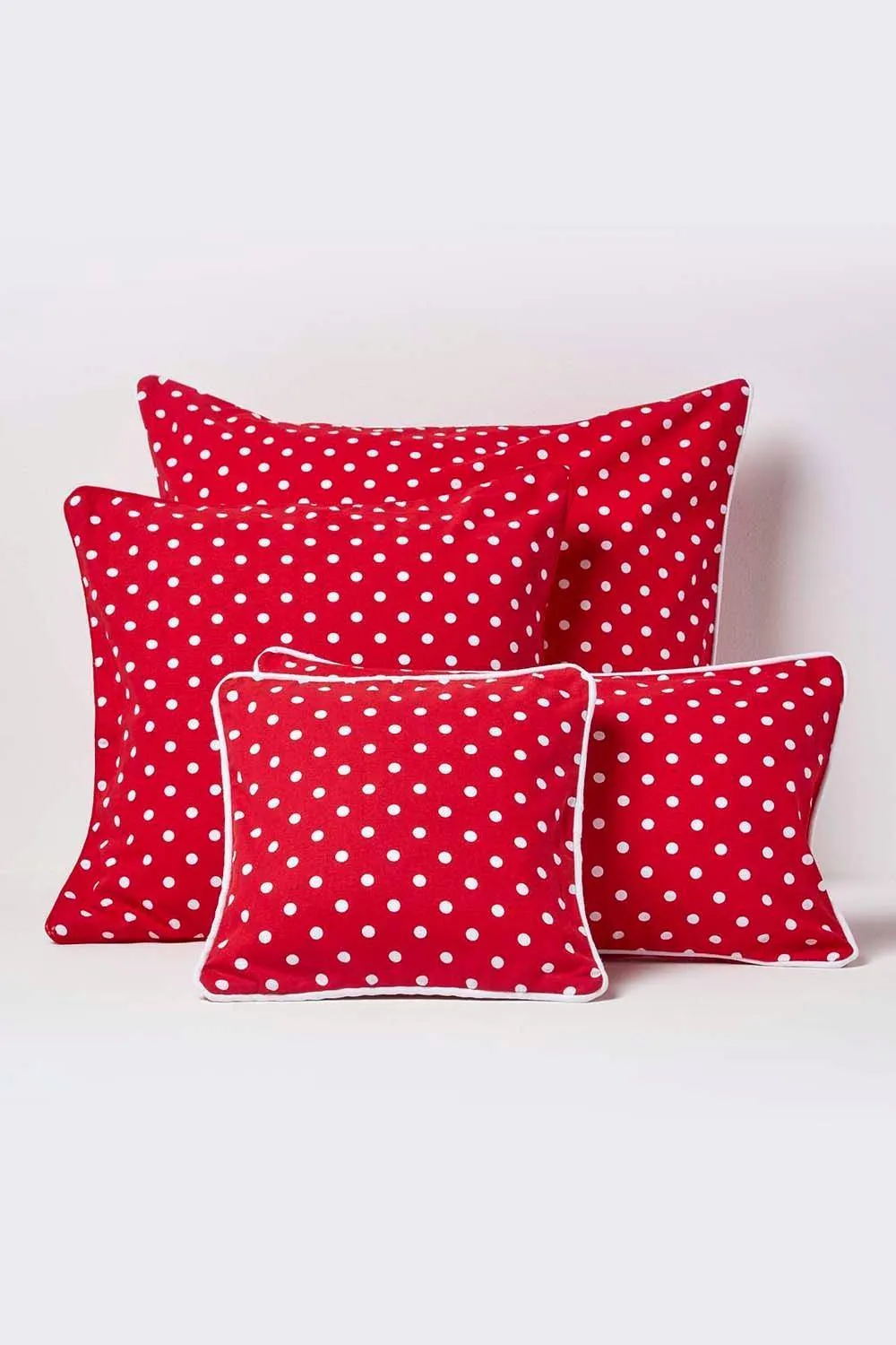 Homescapes Cotton Polka Dots Cushion Cover in Red 5