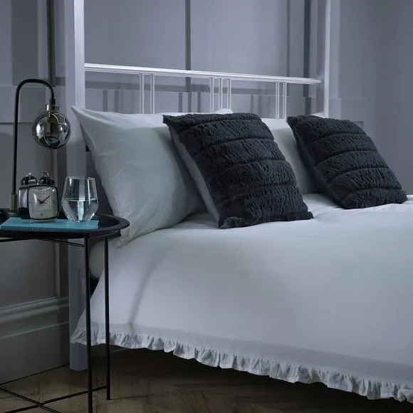 X Rocker Living Fern 4 Poster Bed with LED Lights 4