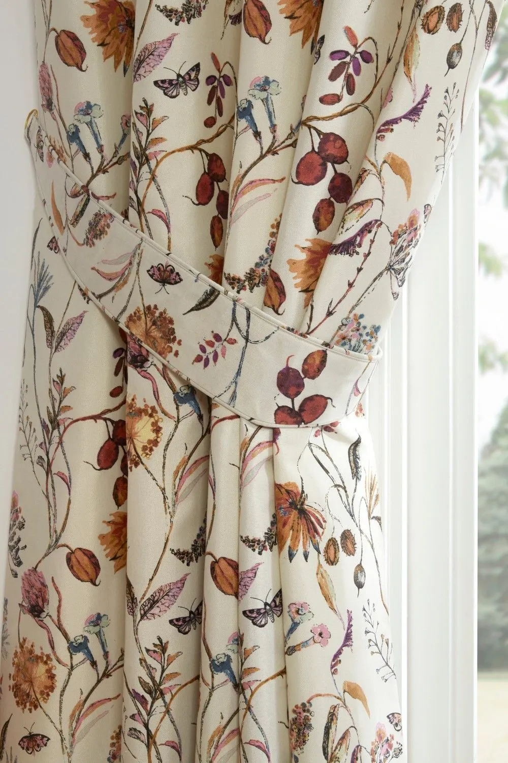 Sundour Grove Ready Made Curtains - Fully lined 5