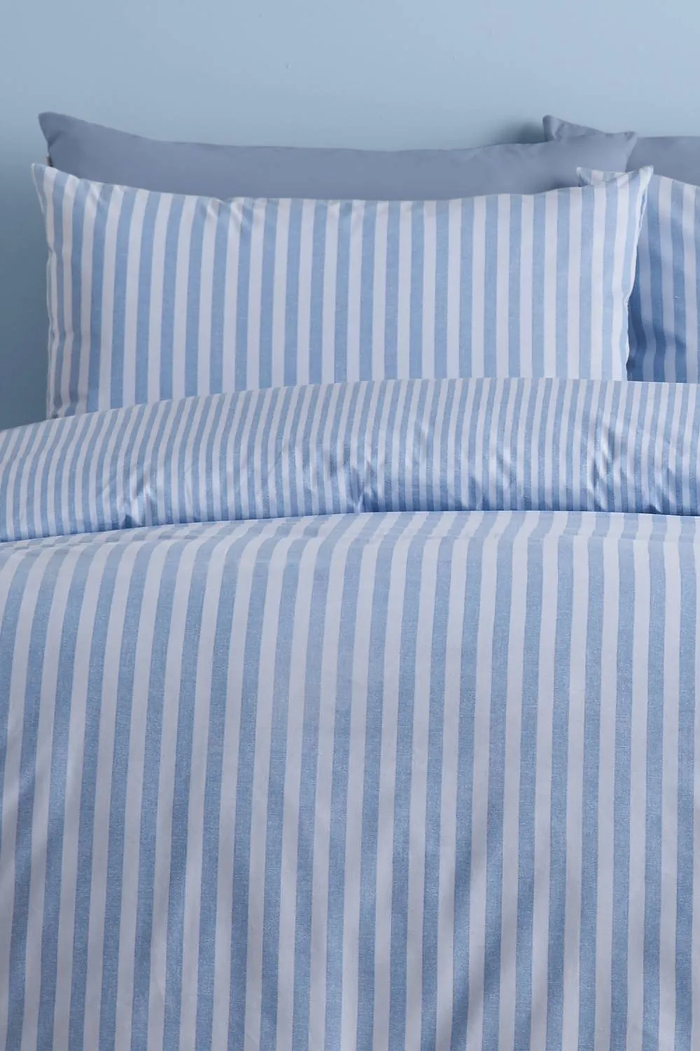 Catherine Lansfield 'Epping Textured Stripe' Reversible Duvet Cover Set in Blue 3