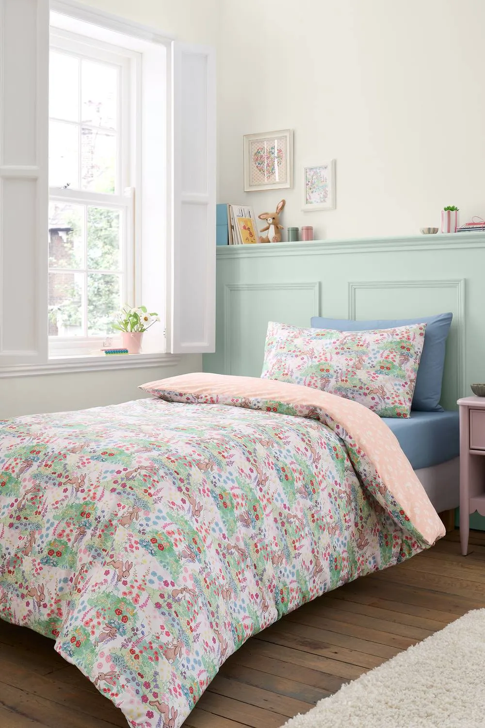 Belle & Boo 'Meadow Bunnies' Reversible Cotton Duvet Cover Set in Blue