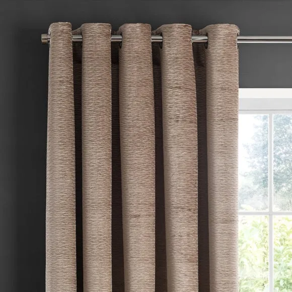 Liza Eyelet Curtains 1