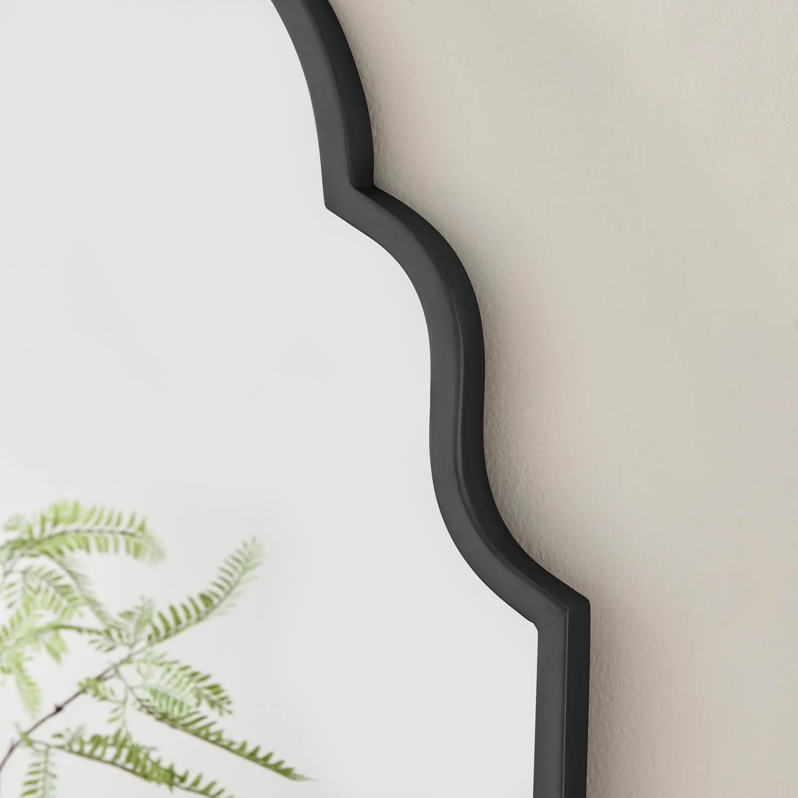FurnitureboxUK Hima Metal Framed Moroccan Arch Glam Wall Mirror in Black 3