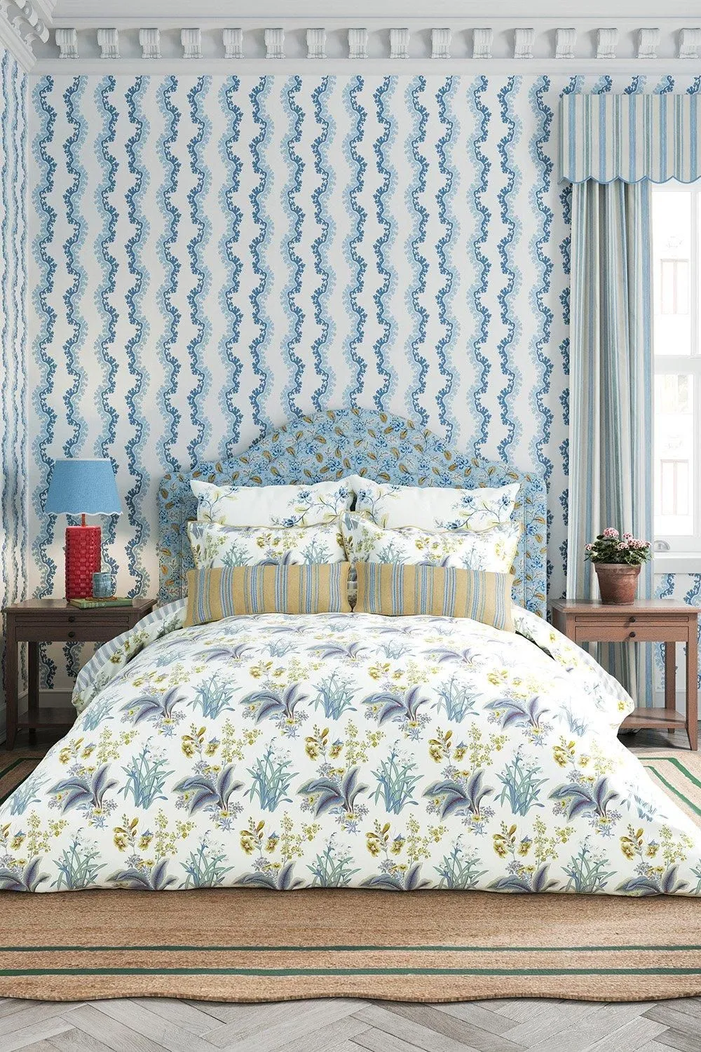 Sanderson 'Enys Garden' Cotton Sateen Duvet Cover Set in Indigo