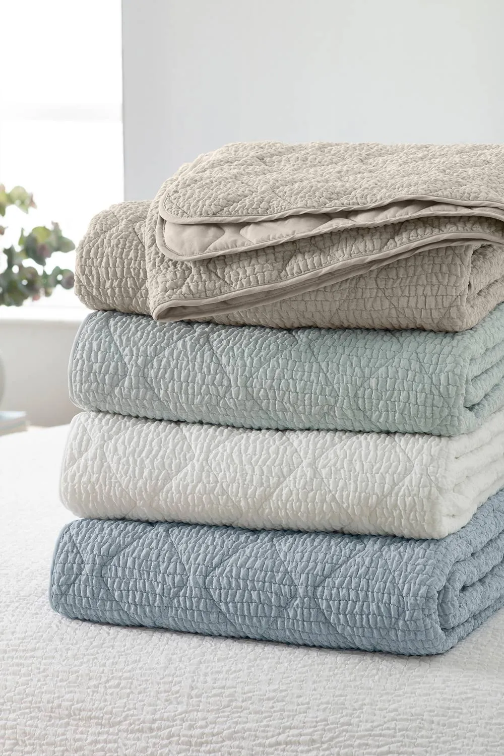 Catherine Lansfield 'Crinkle Seersucker Texture' Bedspread in Blue 3