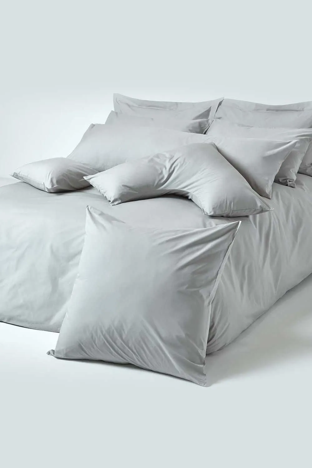 Homescapes Egyptian Cotton V Shaped Pillowcase 200 TC in Silver 5