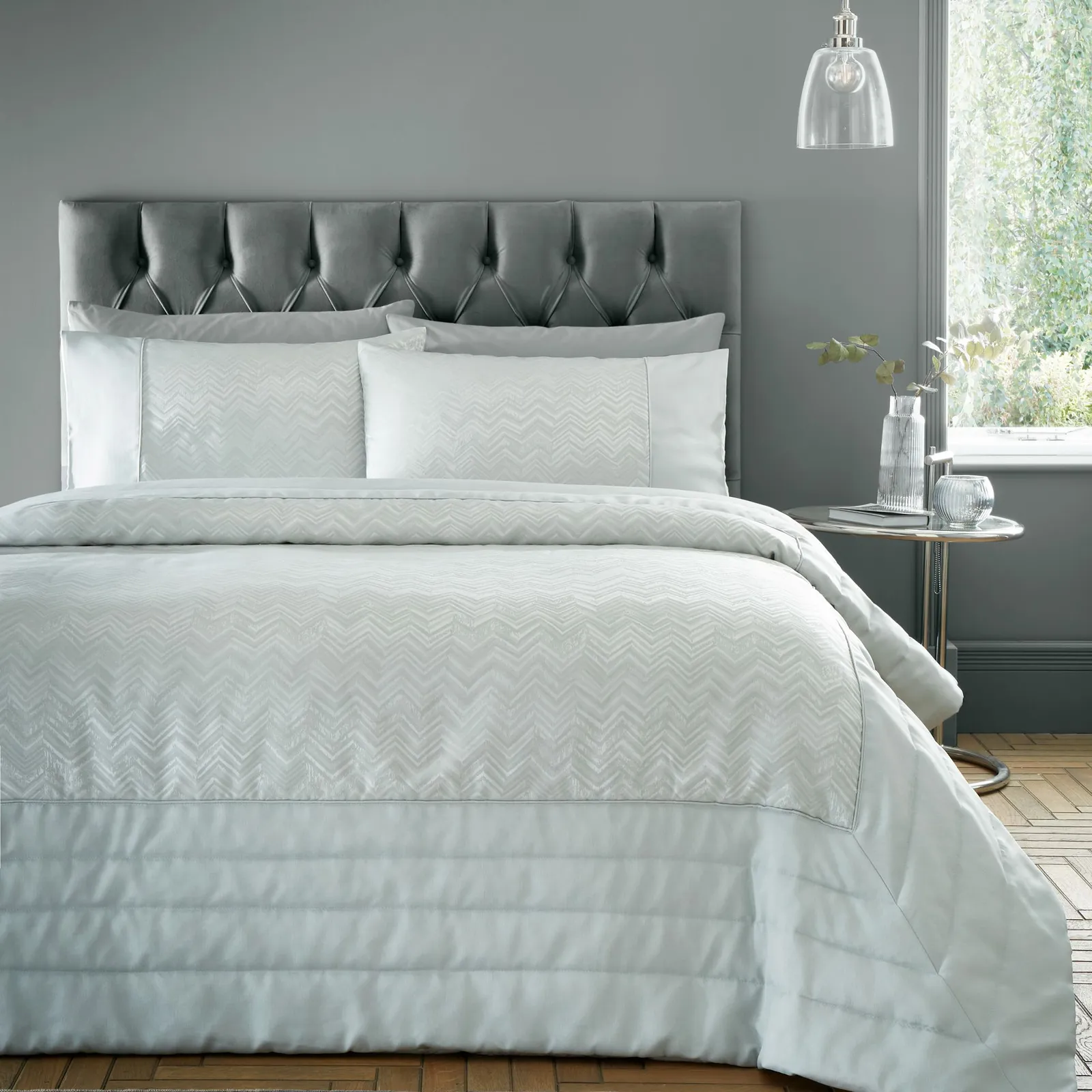 Portfolio Home Antibes Chevron Waves Quilted Throwover Bed Throw Blanket 200 x 230cm in Silver