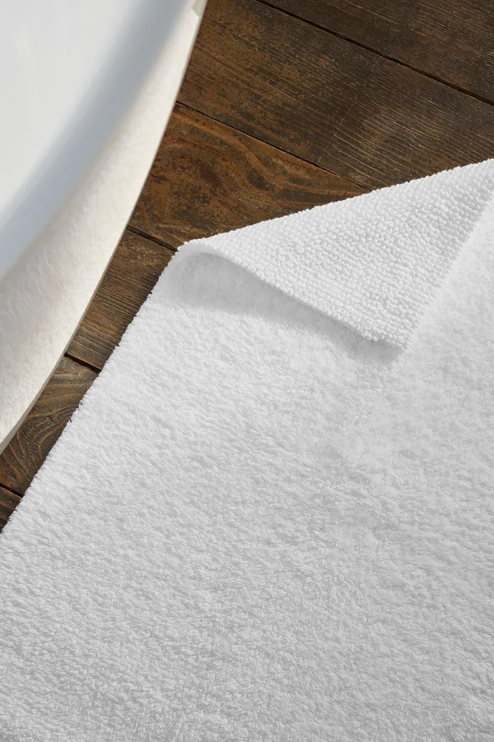CHRISTY Reversible Hygro Luxury 100% Cotton 1800GSM Bath Rugs in White 1
