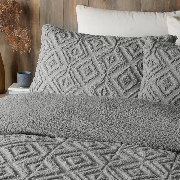 Fusion Geo Fleece Duvet Cover & Pillowcase Set 2