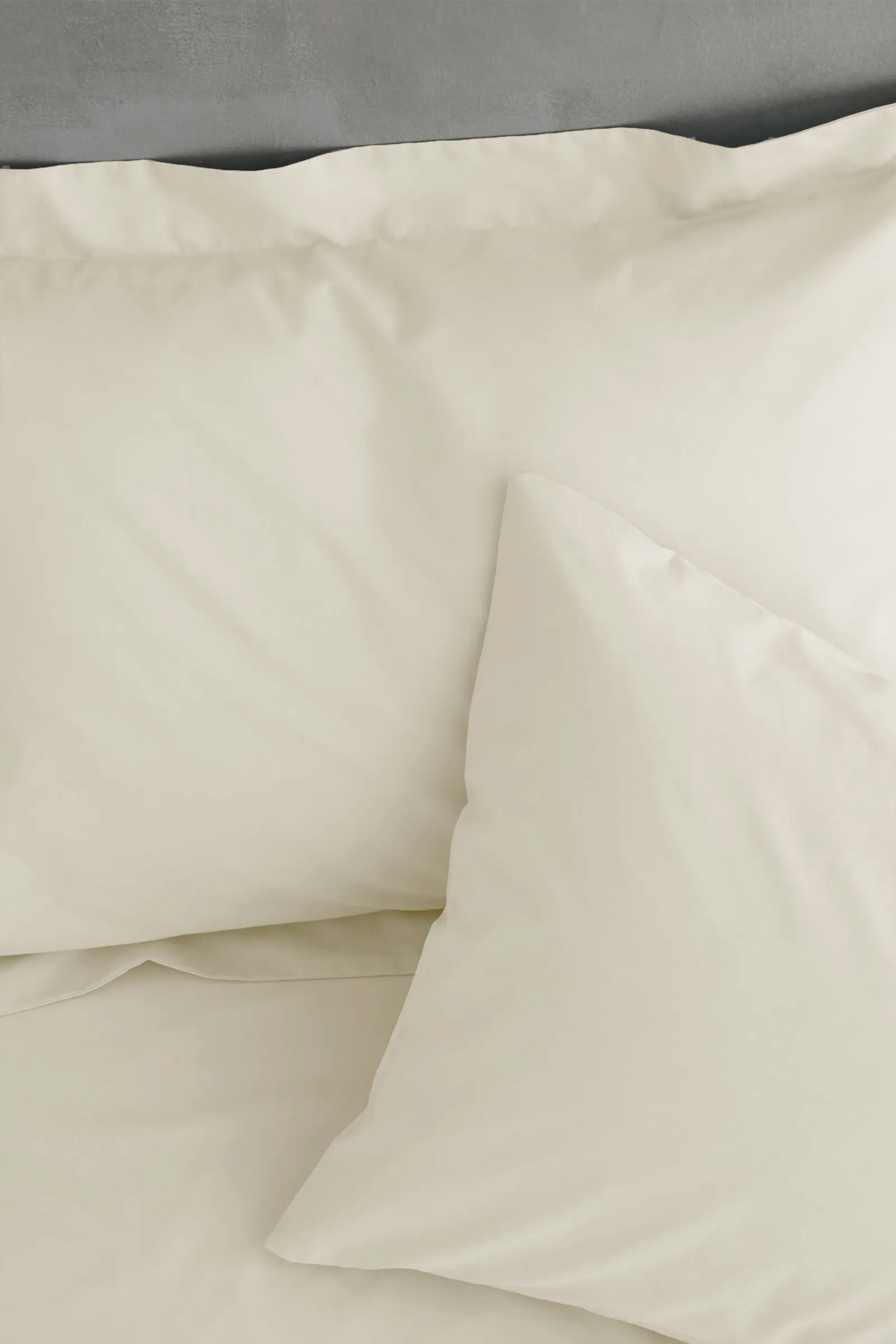Catherine Lansfield 'Easy Iron Percale' Flat Sheets in Cream 3