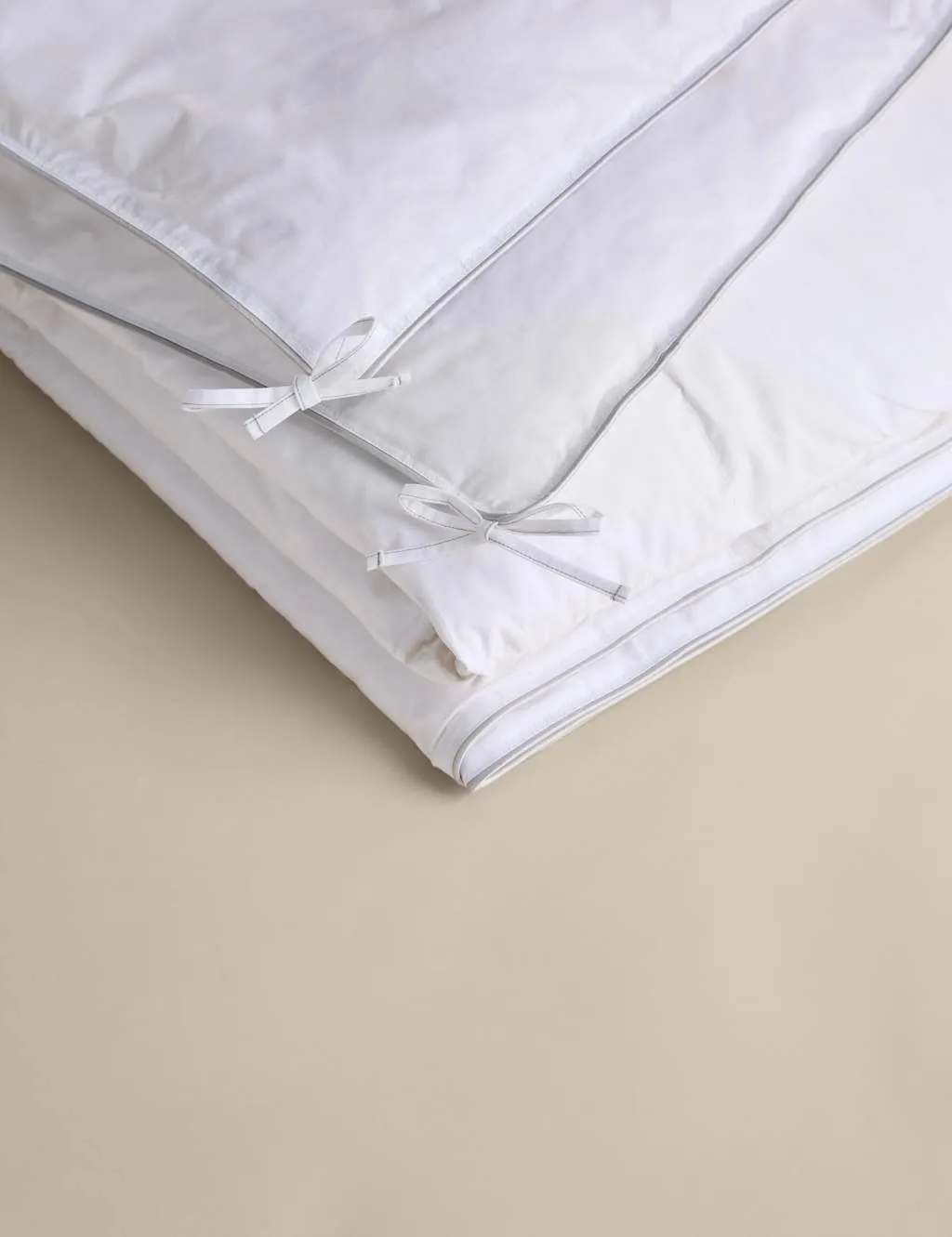 M&S Down Rich 7.5 Tog Duvet White