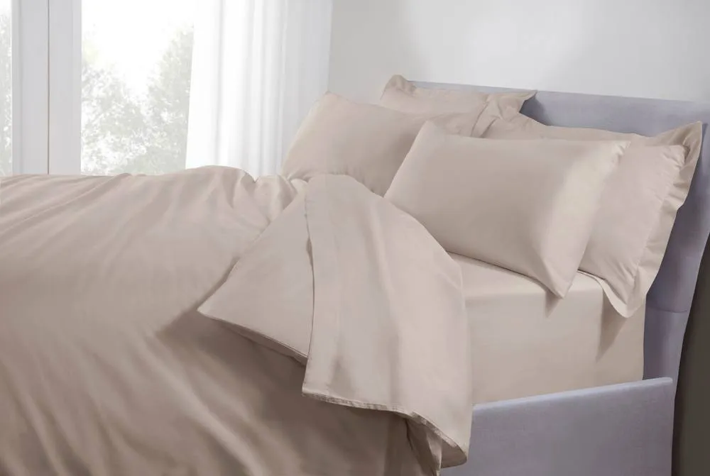 The Linen Consultancy 'TLC 5 Star Hotel Concept' 250TC Cotton Percale Duvet Cover in Taupe