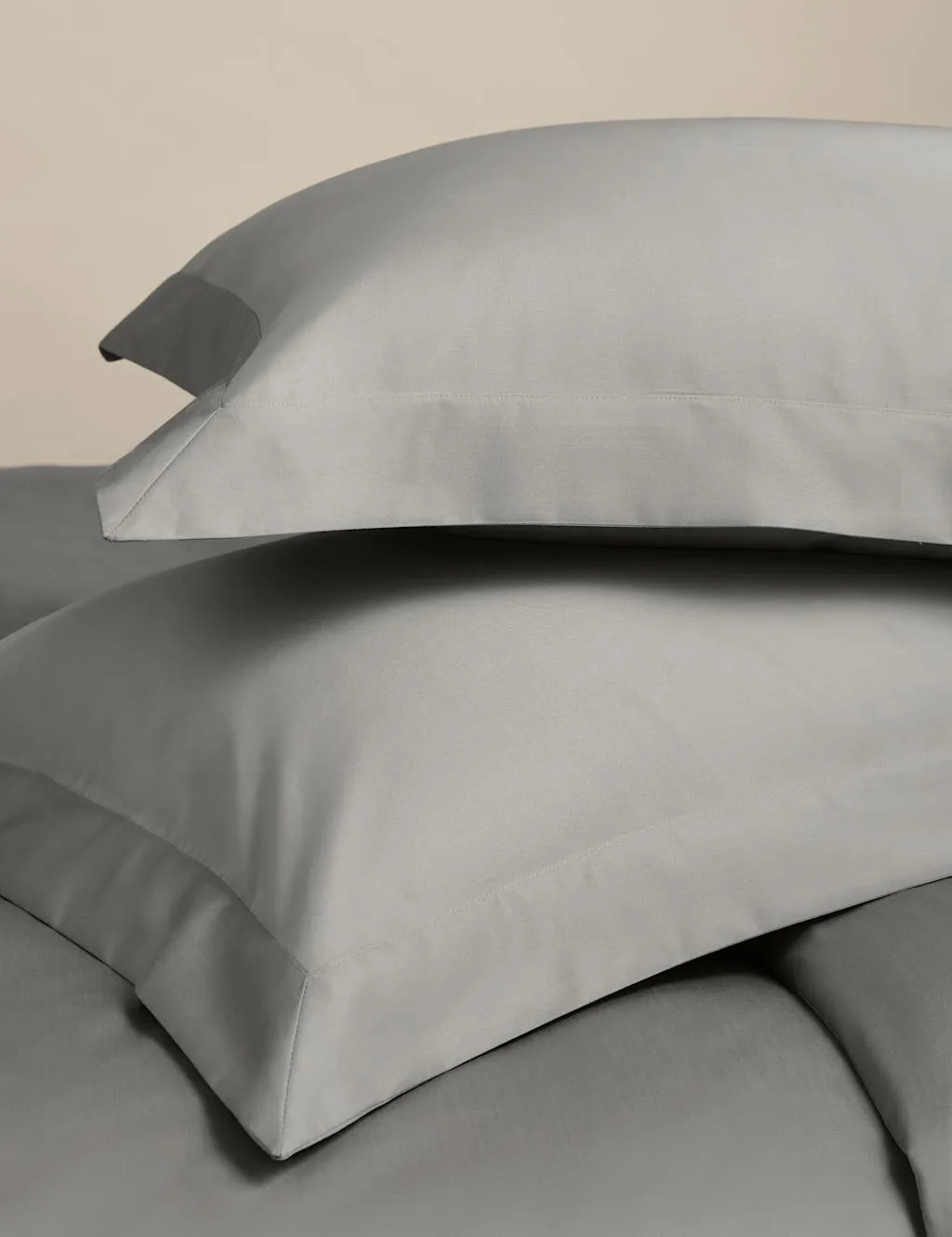 M&S 2 Pack Egyptian Cotton 400 Thread Count Silky Oxford Pillowcases Marble